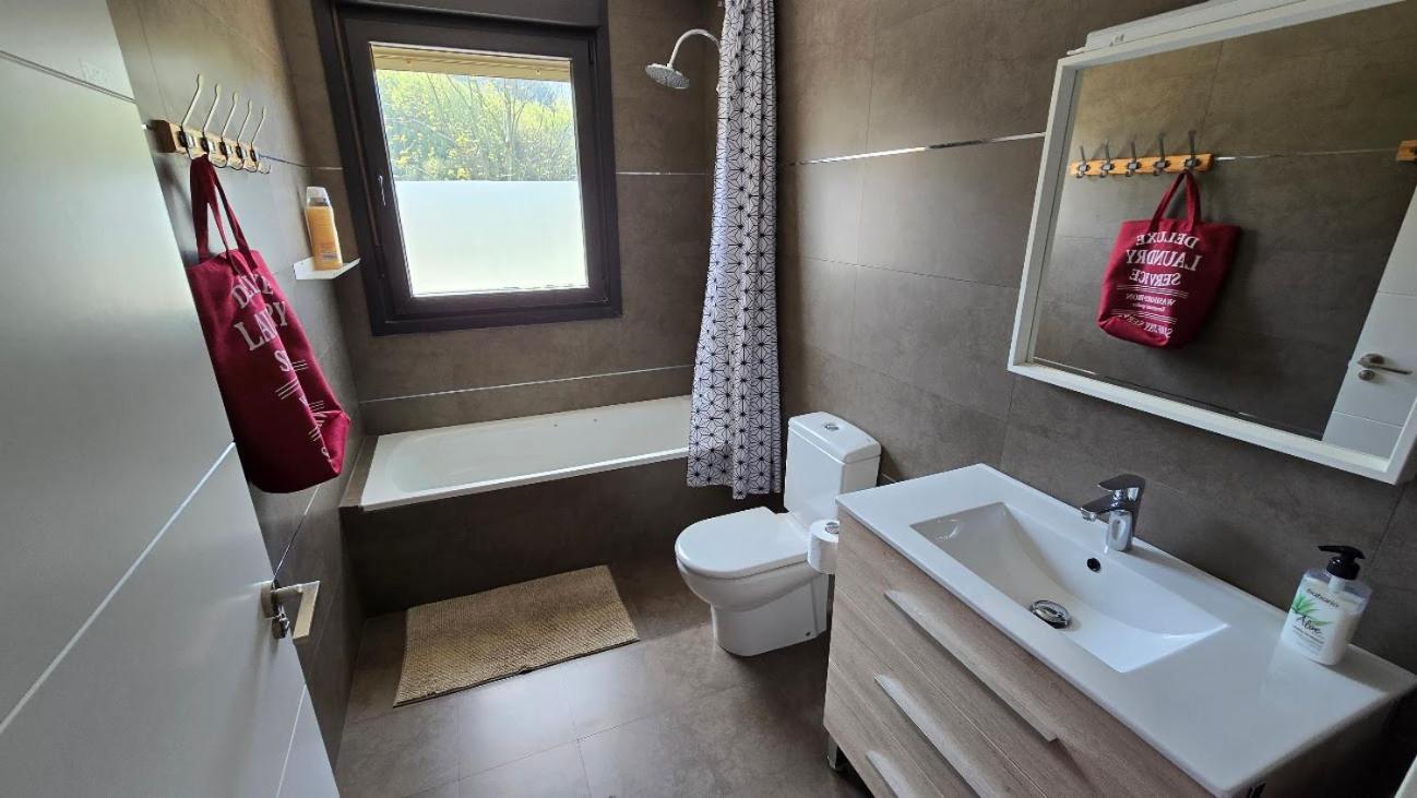 Laga Blue Surf Villa Ibarrangelu Luaran gambar